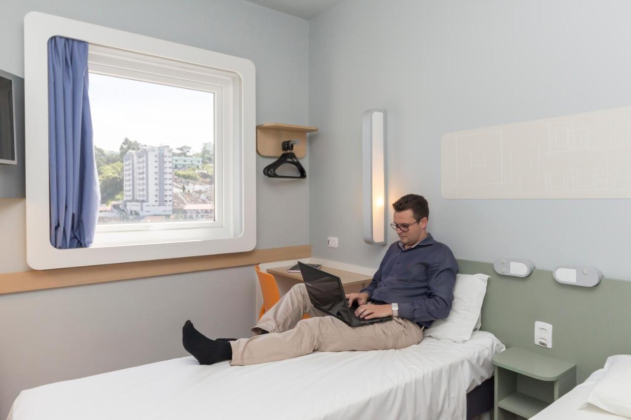 Ibis Budget בלומנאו מראה חיצוני תמונה